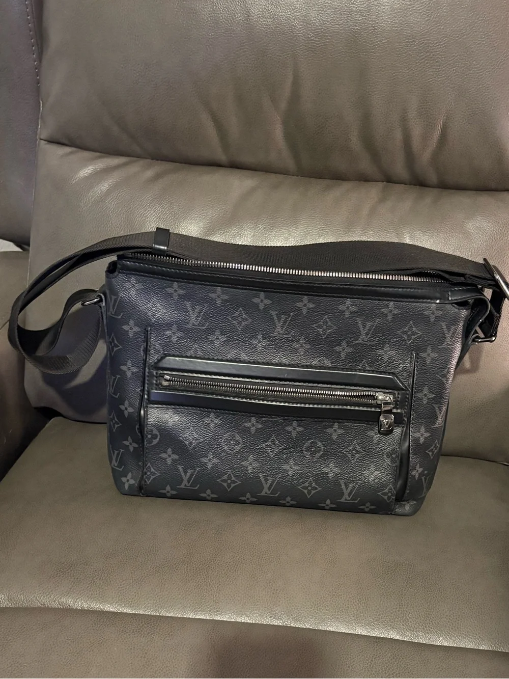 Louis Vuitton Monogram Eclipse Canvas Odyssey Messenger PM